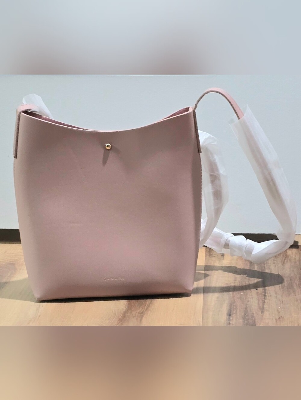 NWT SAMARA Peony Pink Vegan Leather Medium Shoulder Bag / Bucket Purse